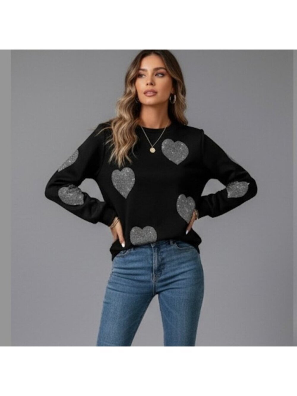 Rhinestone Heart Pattern Crew Neck Sweatshirt Black